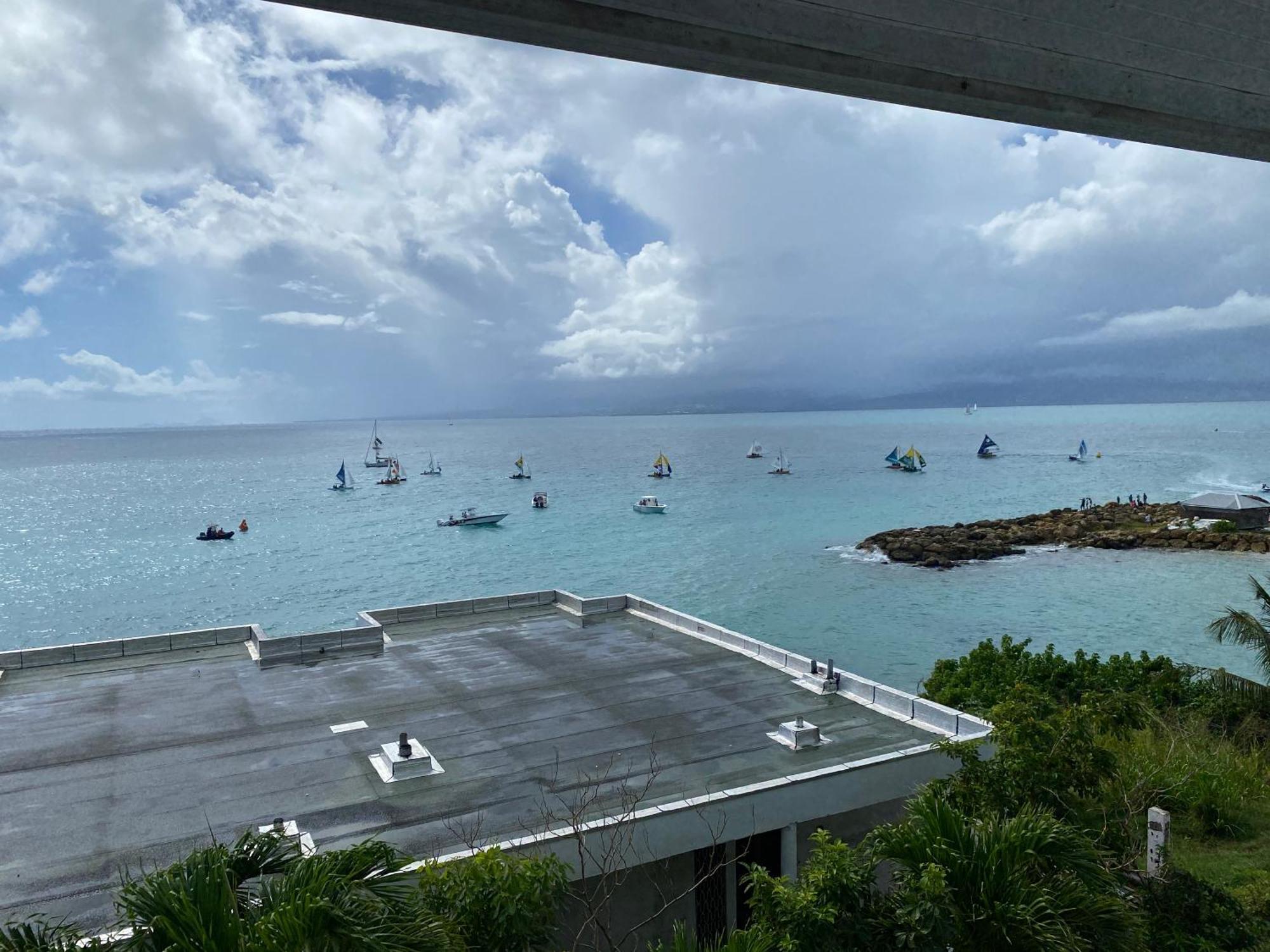 Au Petit Noni Lägenhet Le Gosier  Exteriör bild